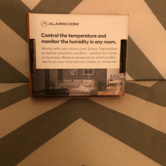 Alarm.com Temperature & Humidity Sensor NEW - Picture 5 of 5